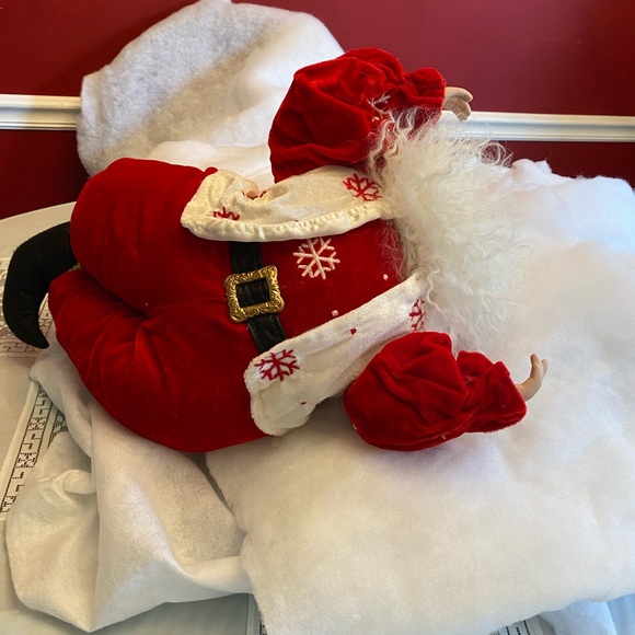 FLYING SANTA CLAUS - Picture 9 of 15